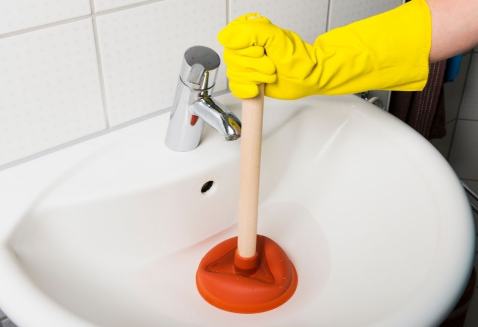 4 Reasons Your Bathroom Sink Smell Like Rotten Eggs How To Get Rid Of The Homes On Point - Hot Water In Bathroom Sink Smells