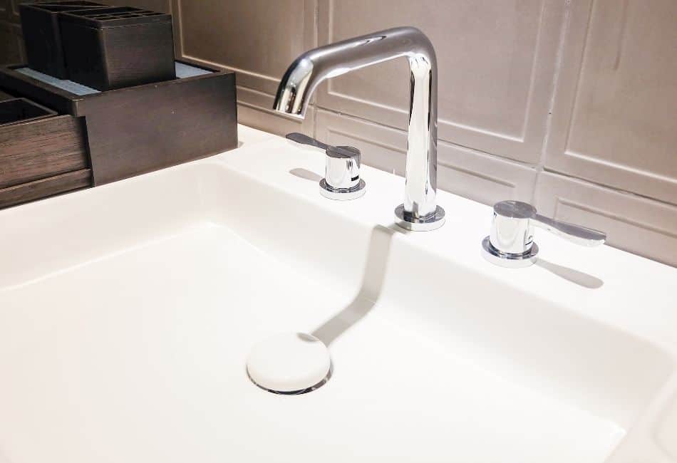 widespread bathroom sink faucet