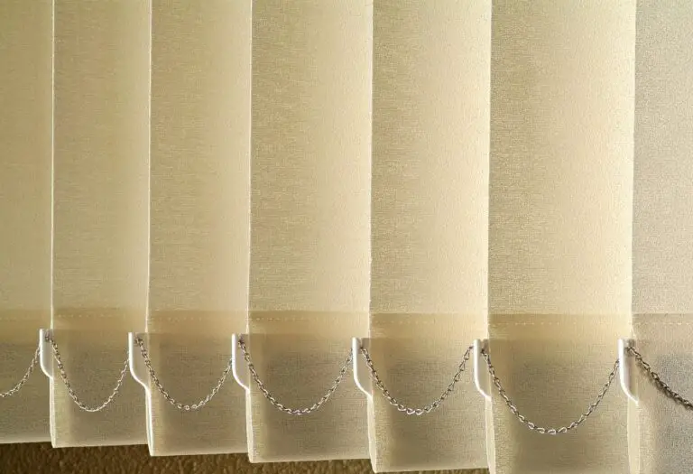 4 Ways To Cover A Without A Door (Plus Pros & Cons) Homes On