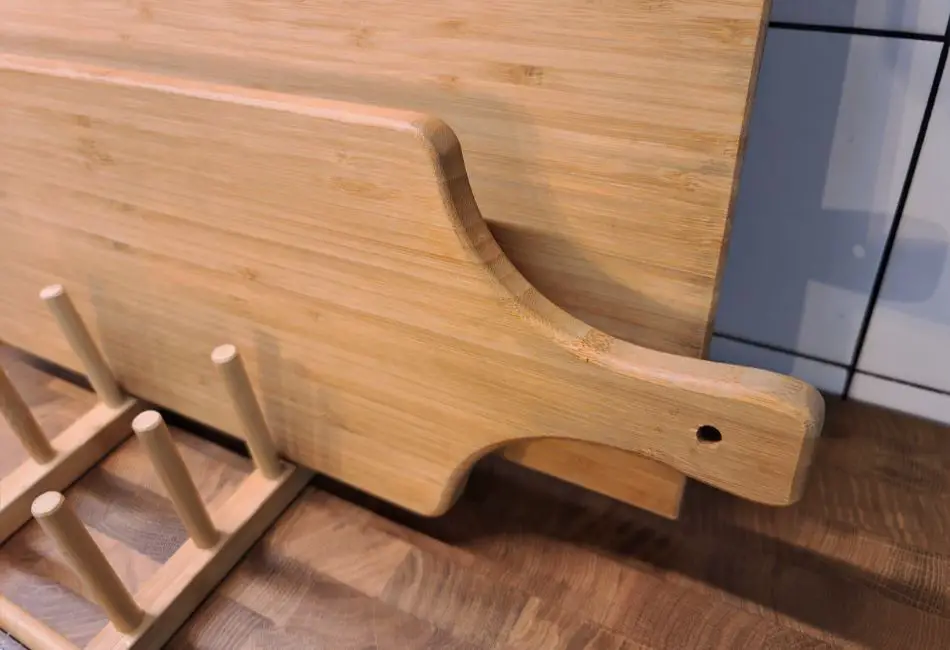 wooden cutting board rack